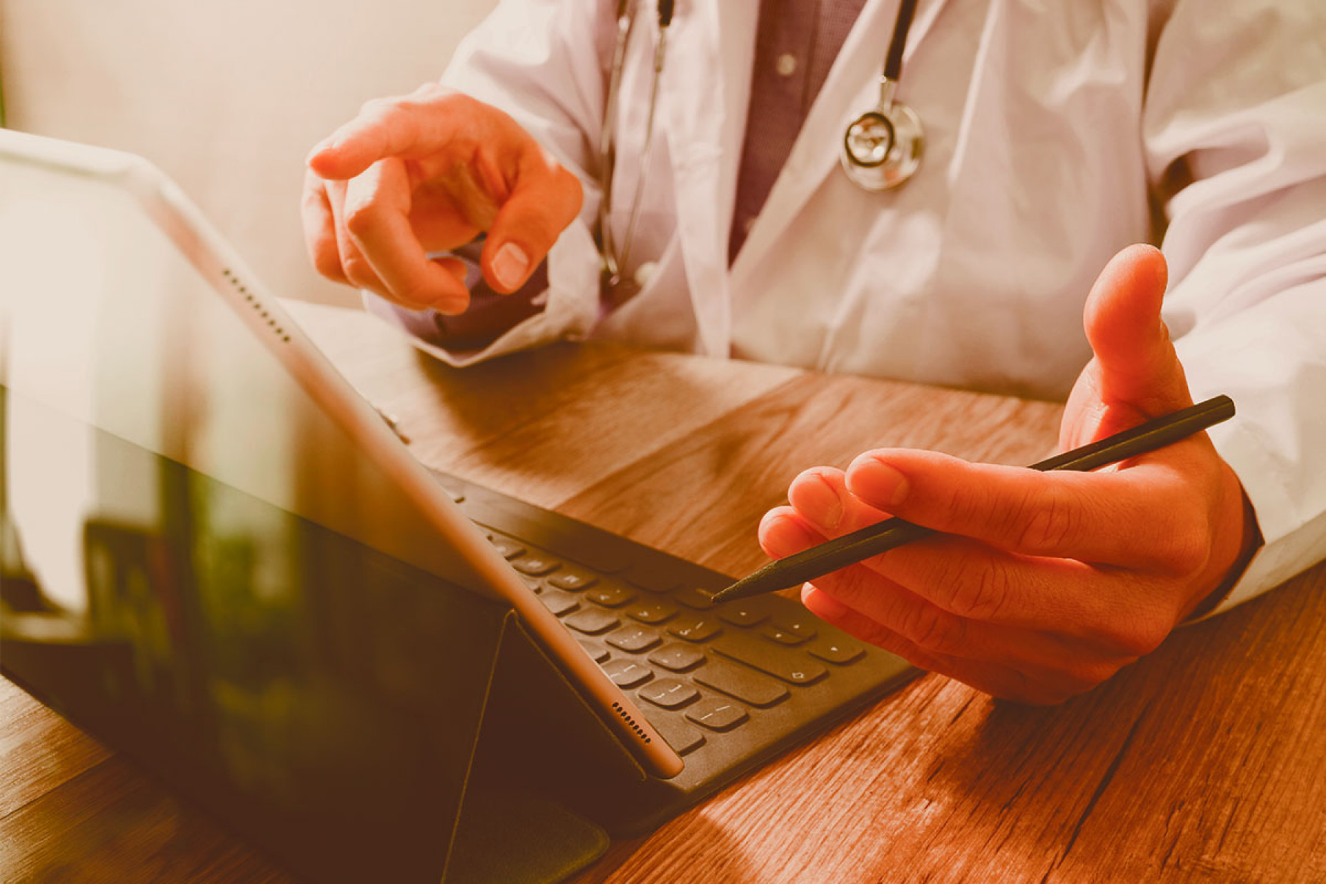 Consulta médica online ¡conocé el nuevo servicio de nuestro Centro Médico! Consejo Consulta médica online ¡conocé el nuevo servicio de nuestro Centro Médico! Consejo